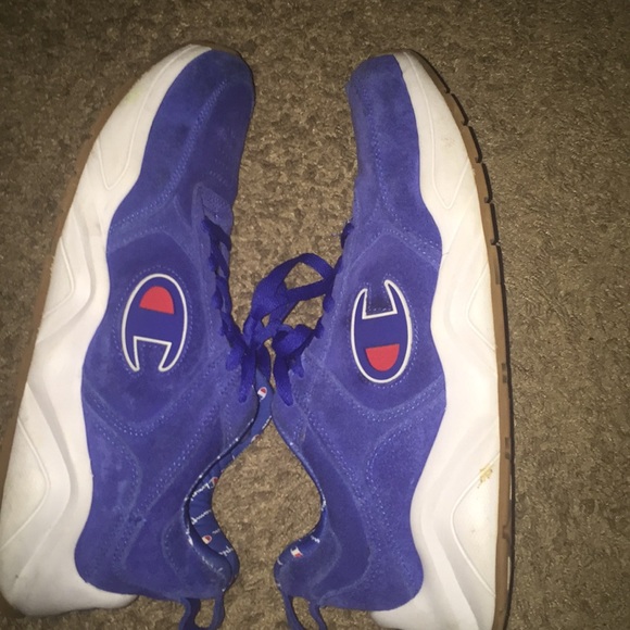 Blue champion 93 eighteens - Picture 2 of 3